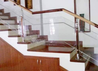 Công Trình Cầu Thang Kính