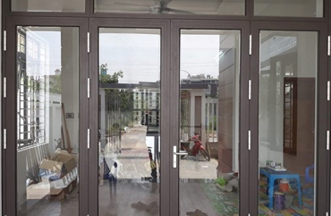 THI CÔNG CỬA NHÔM XINGFA TẠI TPHCM