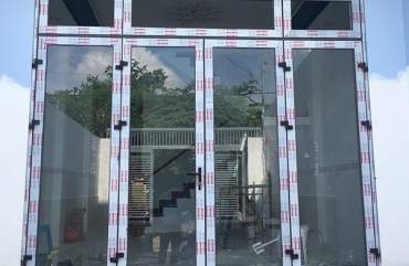 LẮP ĐẶT CỬA NHÔM XINGFA GIÁ RẺ TẠI QUẬN 8