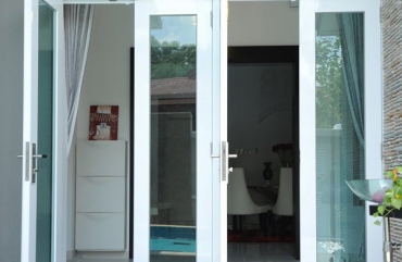 THẾ GIỚI NHÔM KÍNH THANH TUYẾN CHUYÊN LẮP ĐẶT CỬA NHÔM