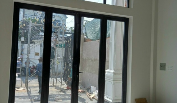 nhôm kính bình dương